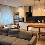 Apartment Whispering Aura - Centre Tirana