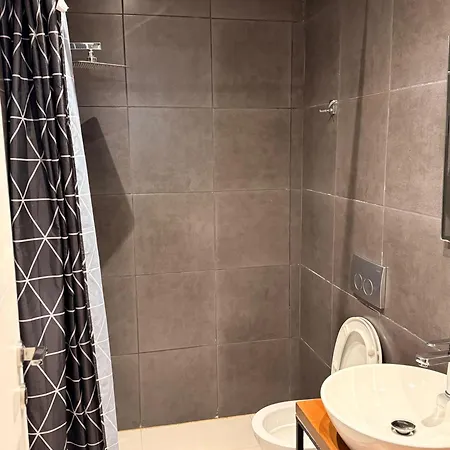 Appartement Whispering Aura - Centre Tirana